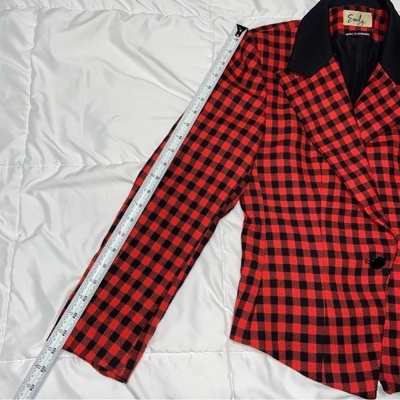 Emily | Wool Blend Red Buffalo Plaid Cropped Blazer Jacket Vintage 90’s - Picture 6 of 10
